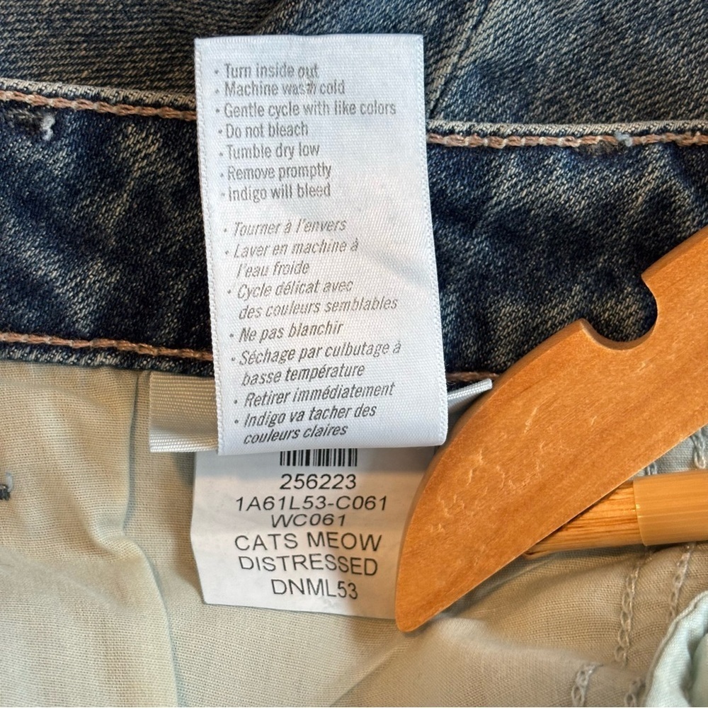 NWT PAIGE Alexis High Rise Barrel Leg Cats Meow Distressed Medium Wash Jeans - Picture 14 of 16